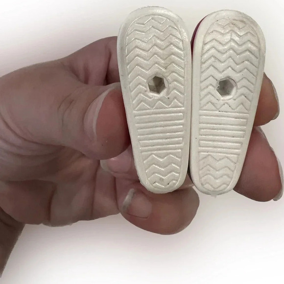 Bratz Play Sportz Race Car  Driving Katia Shoes - Picture 3 of 6